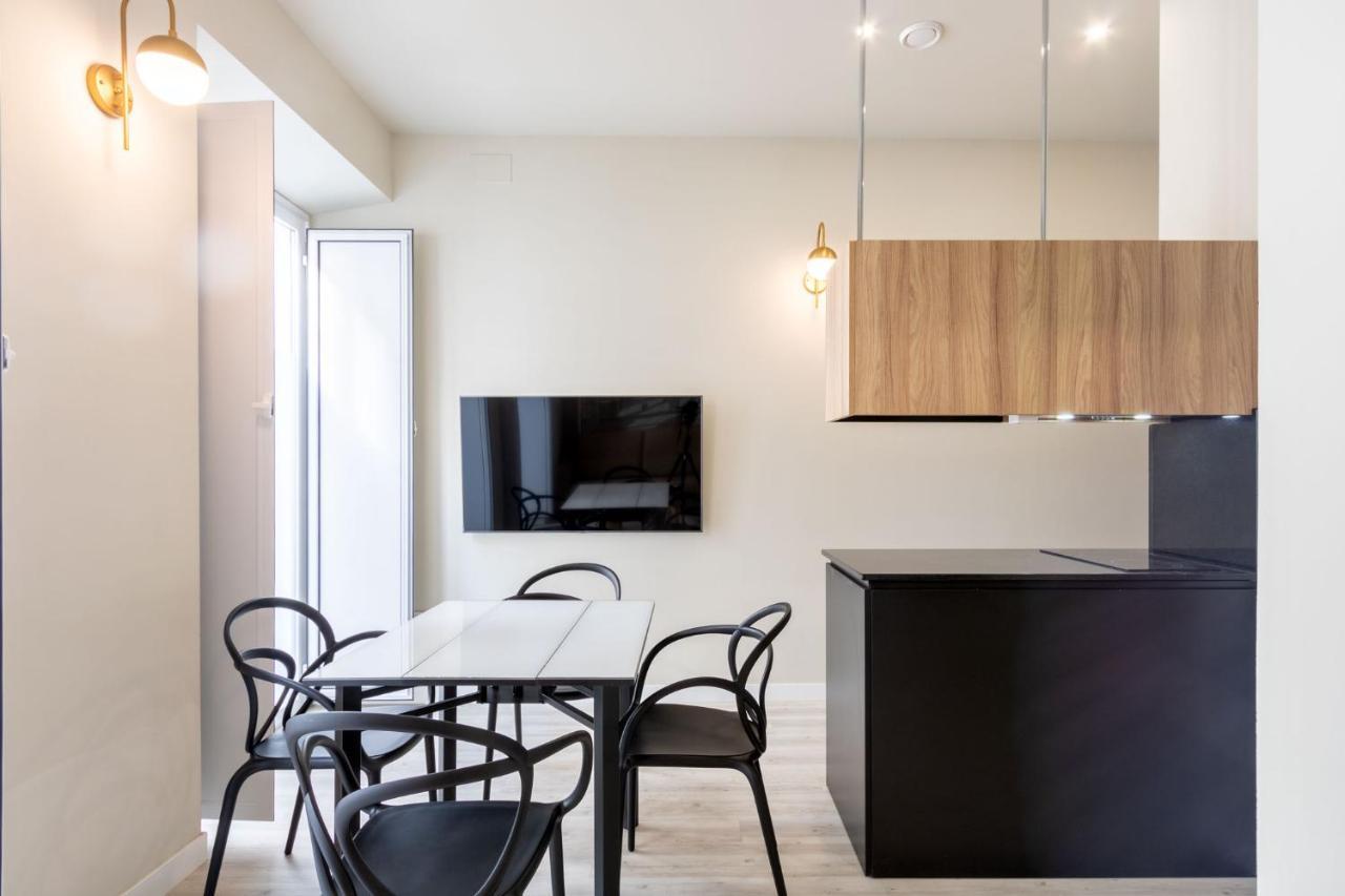 Harinas Central Apartments By Valcambre Sevilla Buitenkant foto